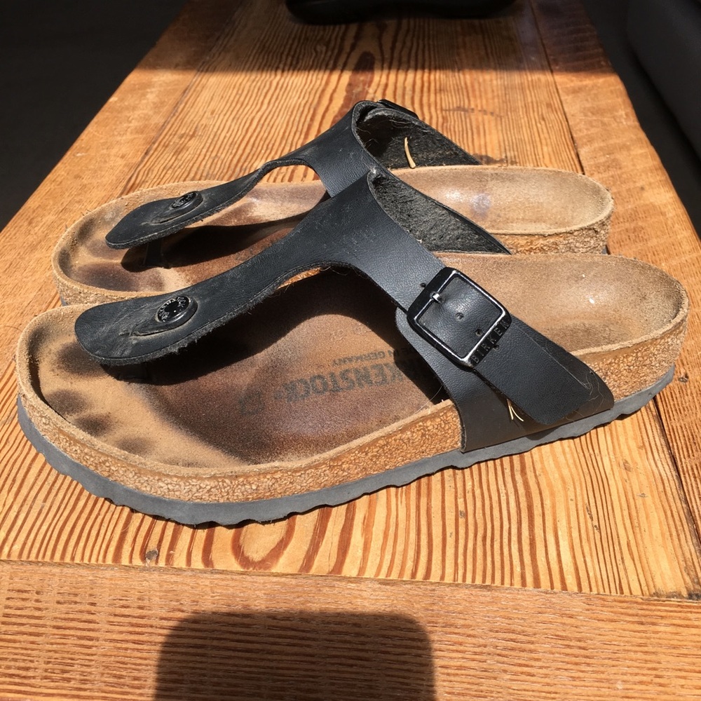 Black Birkenstock Sandals!